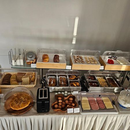 Nisaki Hotel & Elite Suites Ermoúpoli Eksteriør bilde