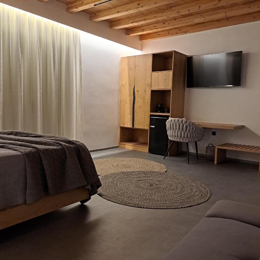 Nisaki Hotel & Elite Suites Ermoúpoli Eksteriør bilde
