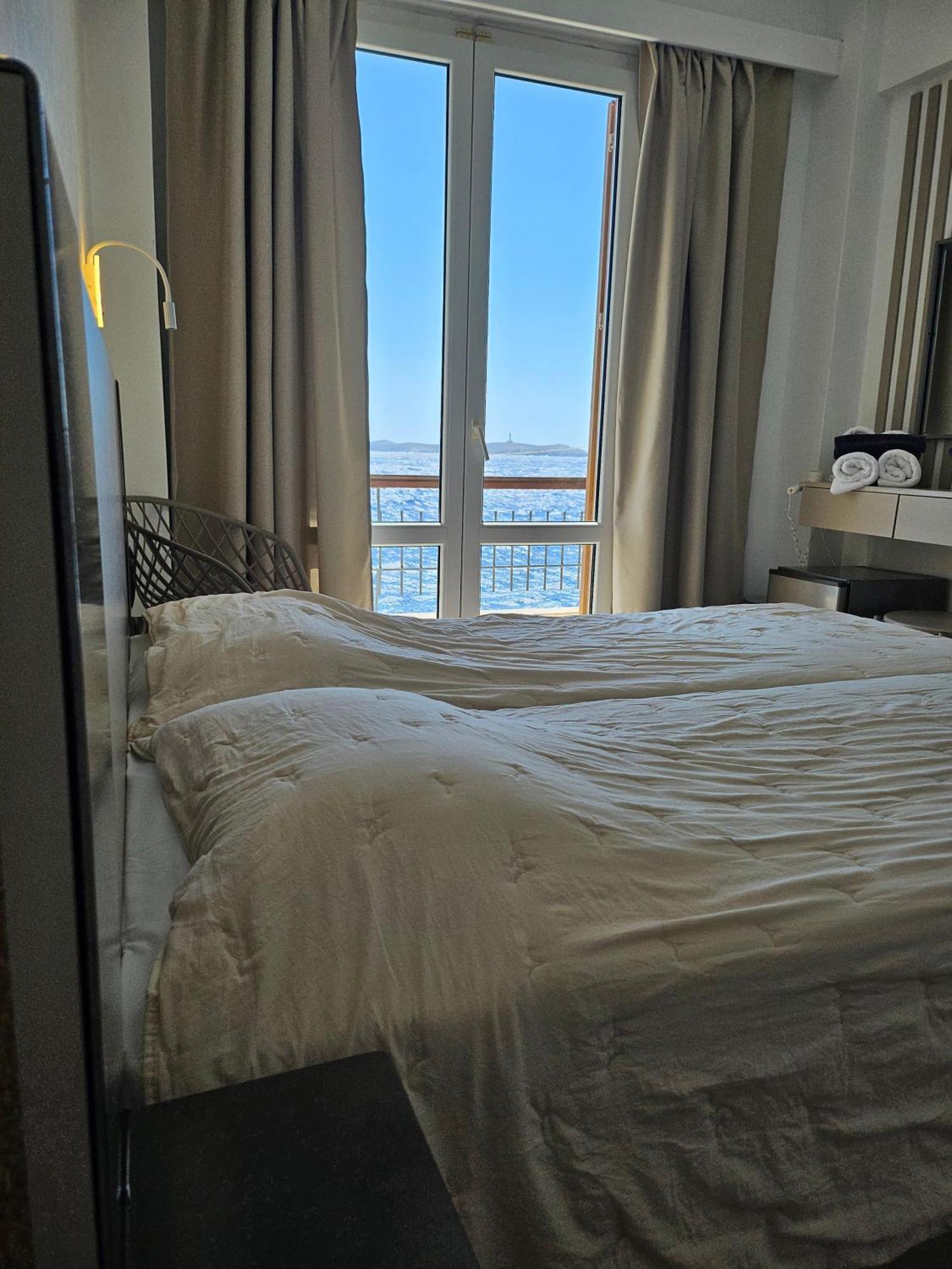 Nisaki Hotel & Elite Suites Ermoúpoli Eksteriør bilde