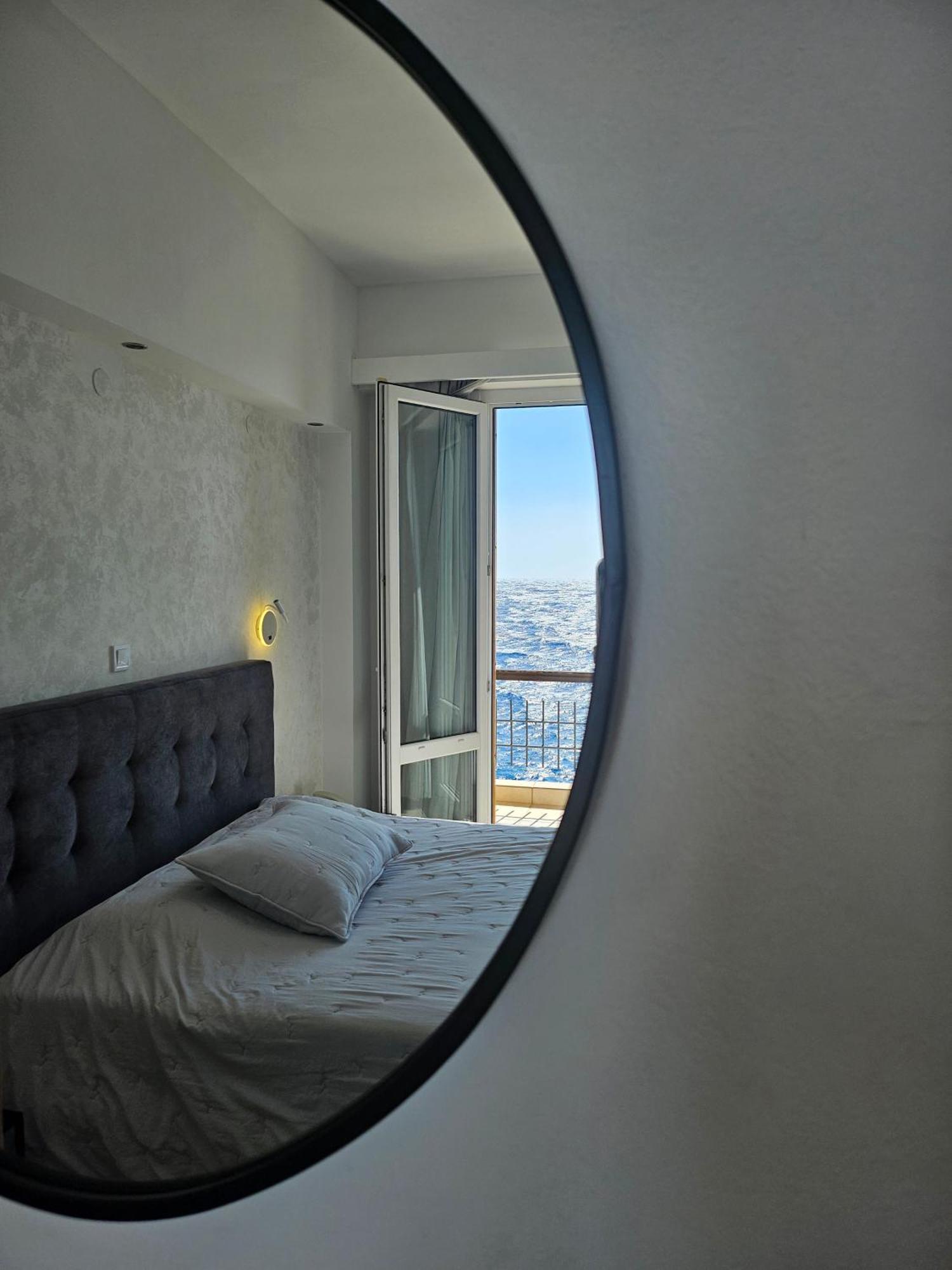 Nisaki Hotel & Elite Suites Ermoúpoli Eksteriør bilde